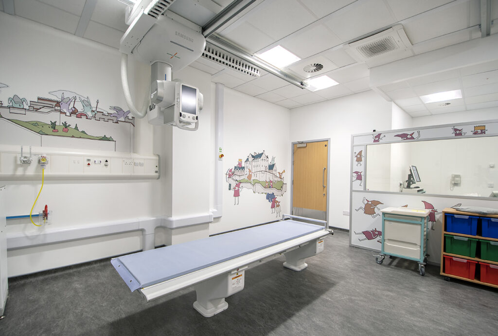 trauma xray room and equipment